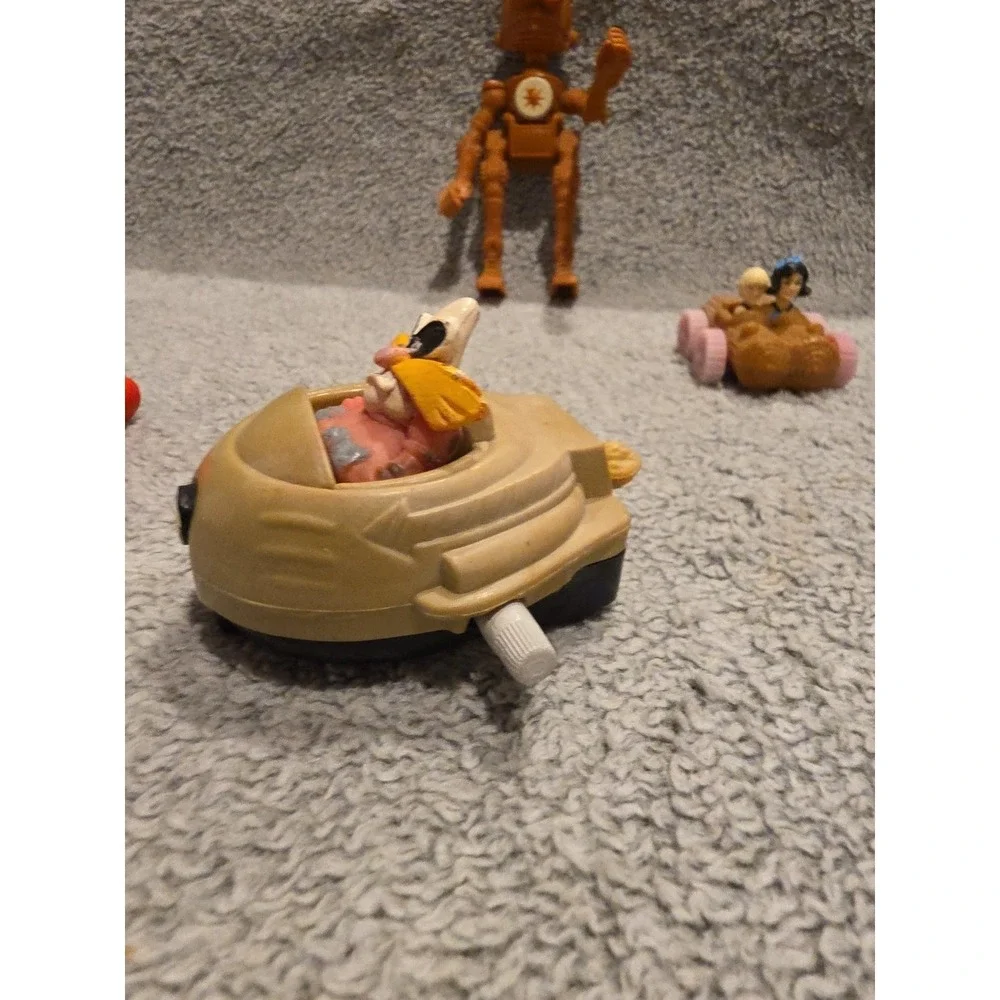 90s And Early 2000s McDonalds Toy Lot Sonic, Garfield, Flintstones, B.e.n, Piggy